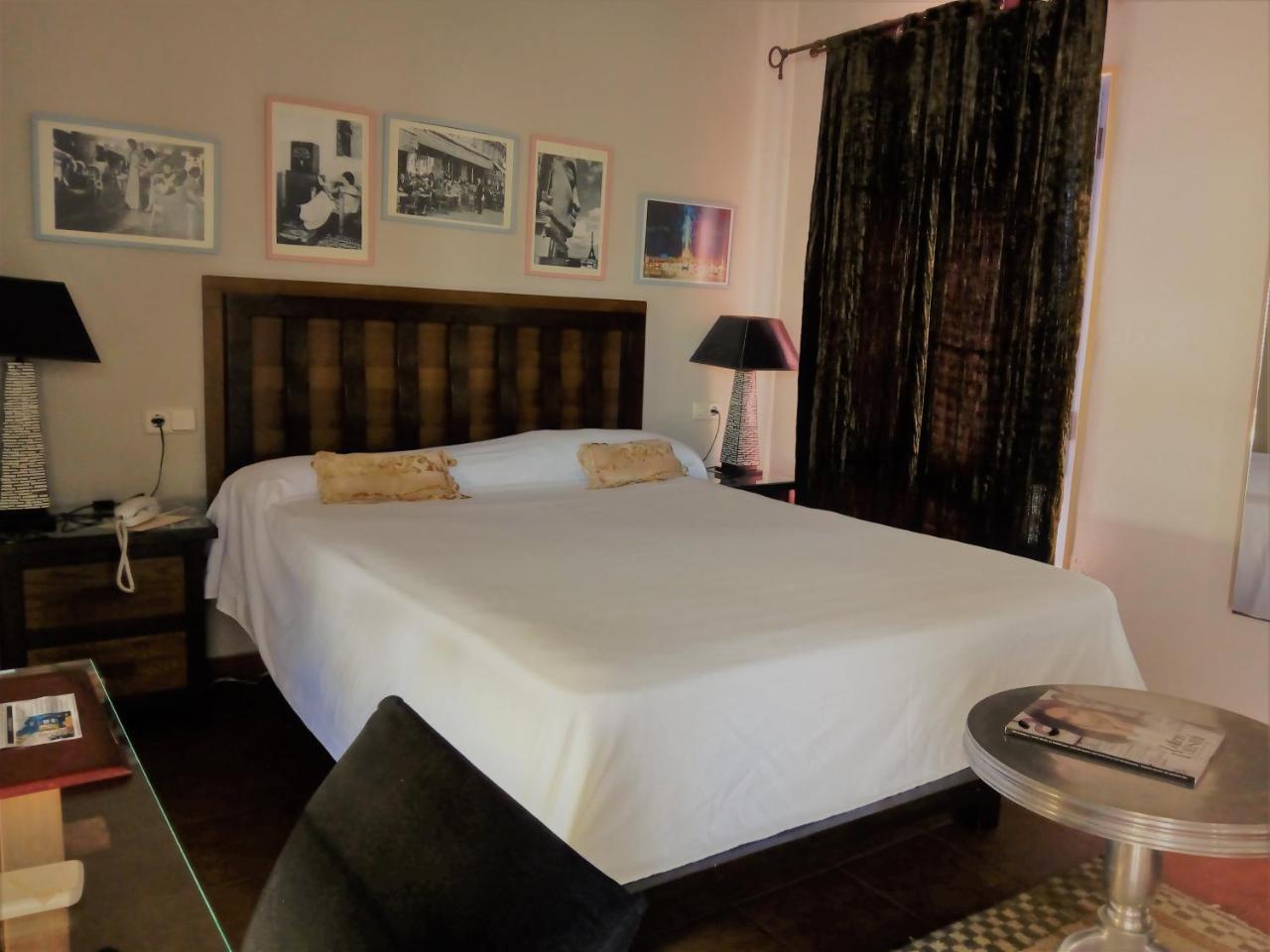 Hotel Utopia Benalup-Casas Viejas Dış mekan fotoğraf