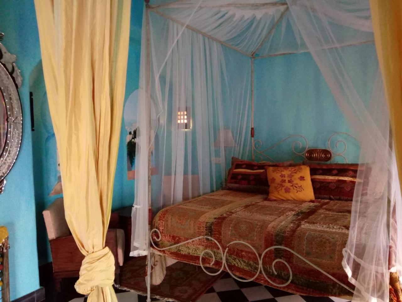 Hotel Utopia Benalup-Casas Viejas Dış mekan fotoğraf
