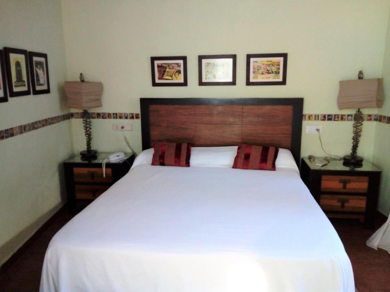 Hotel Utopia Benalup-Casas Viejas Dış mekan fotoğraf